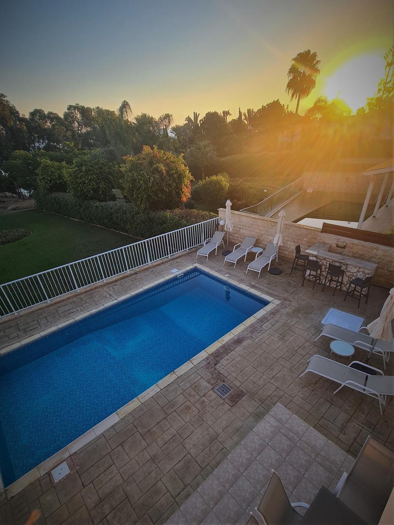 Horizon Villa โปรทาราส ภายนอก รูปภาพ