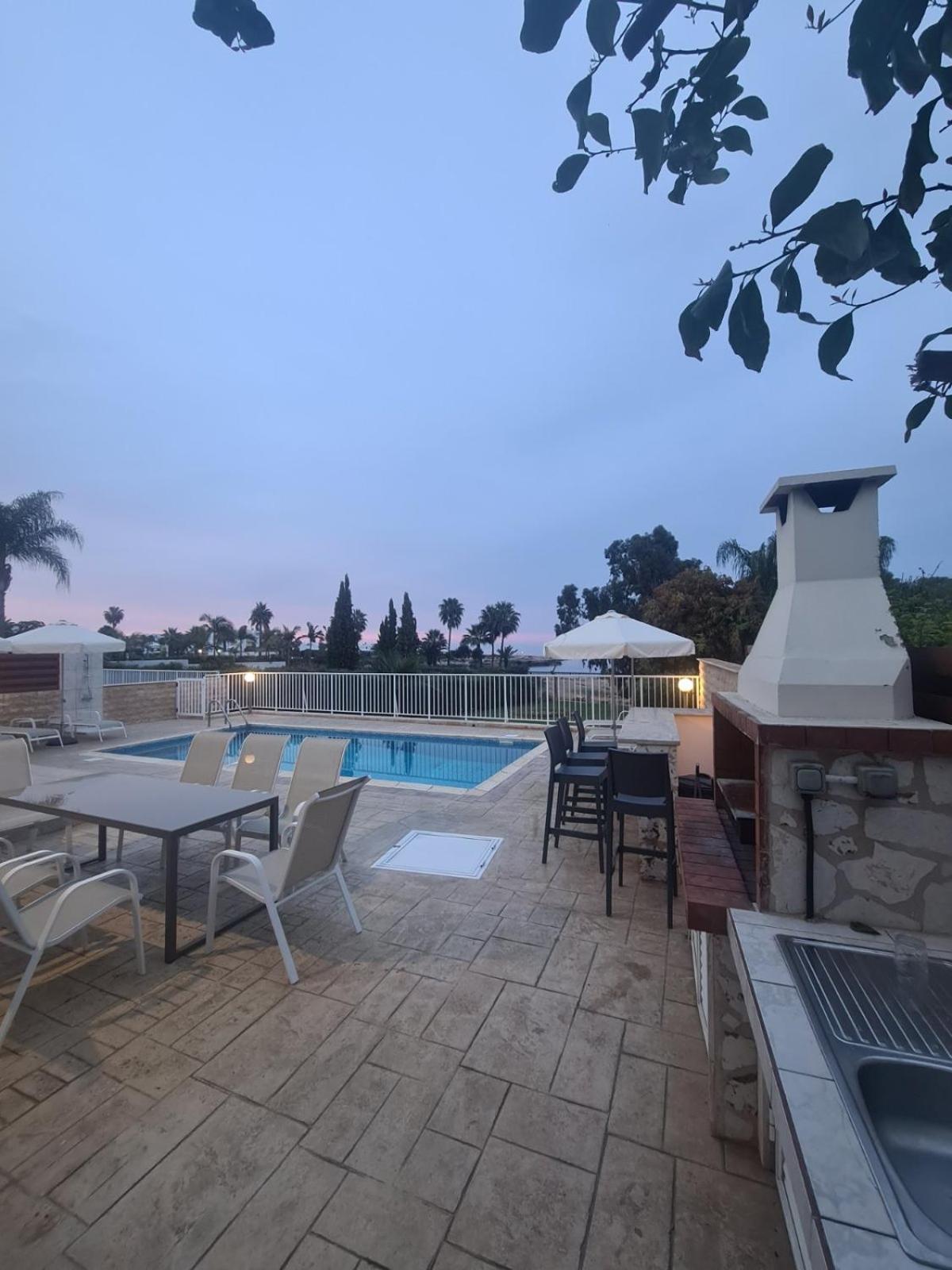 Horizon Villa โปรทาราส ภายนอก รูปภาพ